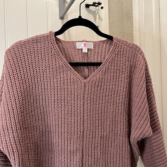 Chloe & Cyrus Tania V Neck Sweater Dark Pink Mauve Womens Size M Dolman Oversize - Picture 3 of 11